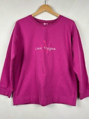 Hanes Las Vegas Embroidered Fuscha Crewneck Sweatshirt Women’s M Travel Souvenir
